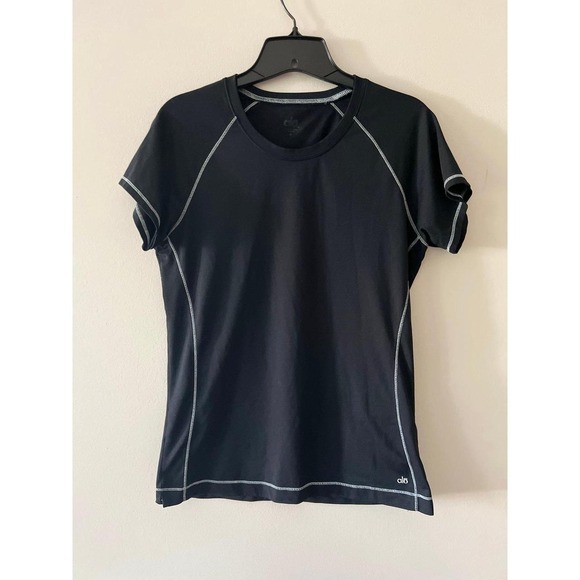 ALO Yoga Tops - AlO Yoga Short Sleeve Performance Athletic Top Black Medium
